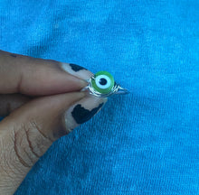 Load image into Gallery viewer, 16g green evil eye nose ring